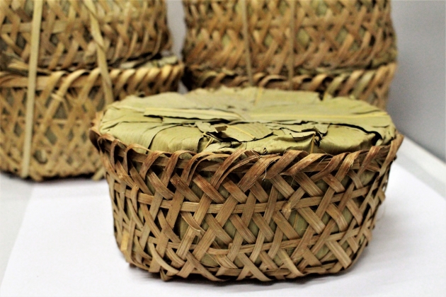 1980's Liu An- Wide Basket no Trademark Ticket 1